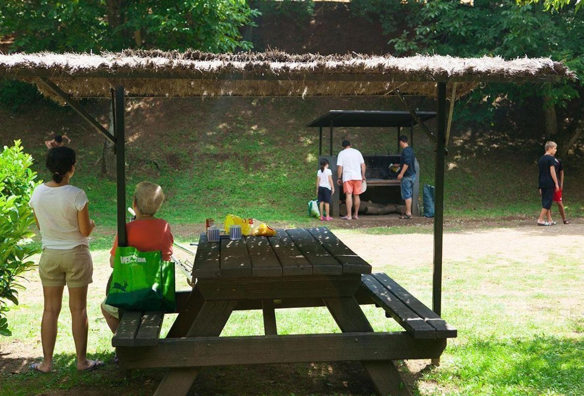 Acampale - Glamping La Garrotxa - Santa Pau Ξενοδοχείο Εξωτερικό φωτογραφία